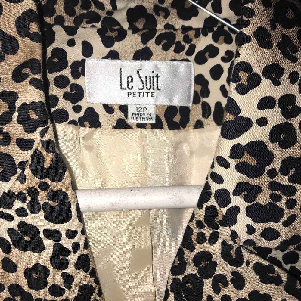 Leopard Jacket - Picture 2 of 2